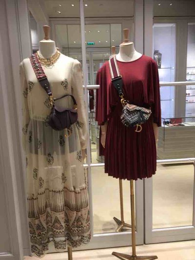 Dior - Robes Longues pour FEMME Robe en soie online sur Kate&You - P105Q_1U6S_F0030_S_192 K&Y1497