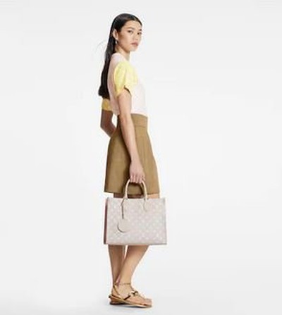 Louis Vuitton - T-shirts pour FEMME online sur Kate&You - 1A9XQ4 K&Y15728