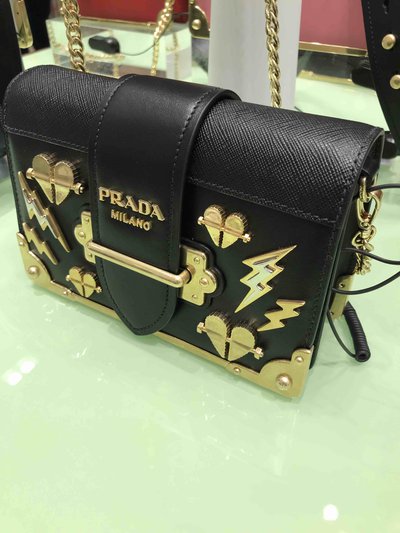 Prada - Mini Sacs pour FEMME Small Cahier Thunder online sur Kate&You - K&Y1395
