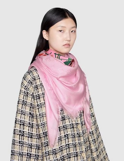 Gucci - Foulards & Écharpes pour FEMME online sur Kate&You - 6636763GACU5800 K&Y15983