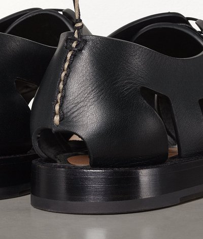 Bottega Veneta - Sandales pour HOMME online sur Kate&You - 574829VIFH09000 K&Y2398