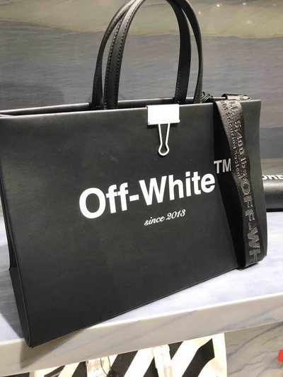 Off-White - Sac à main pour FEMME Box Bag Medium online sur Kate&You - K&Y1403